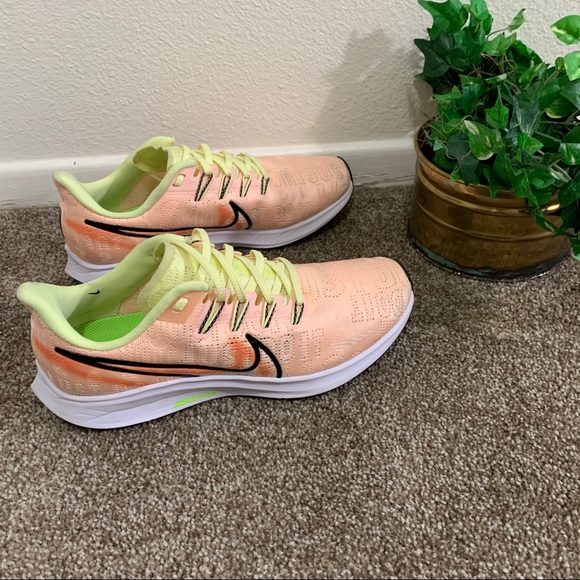 Nike Air Zoom Pegasus 36 Premium Rise Running Shoe - Picture 7 of 12